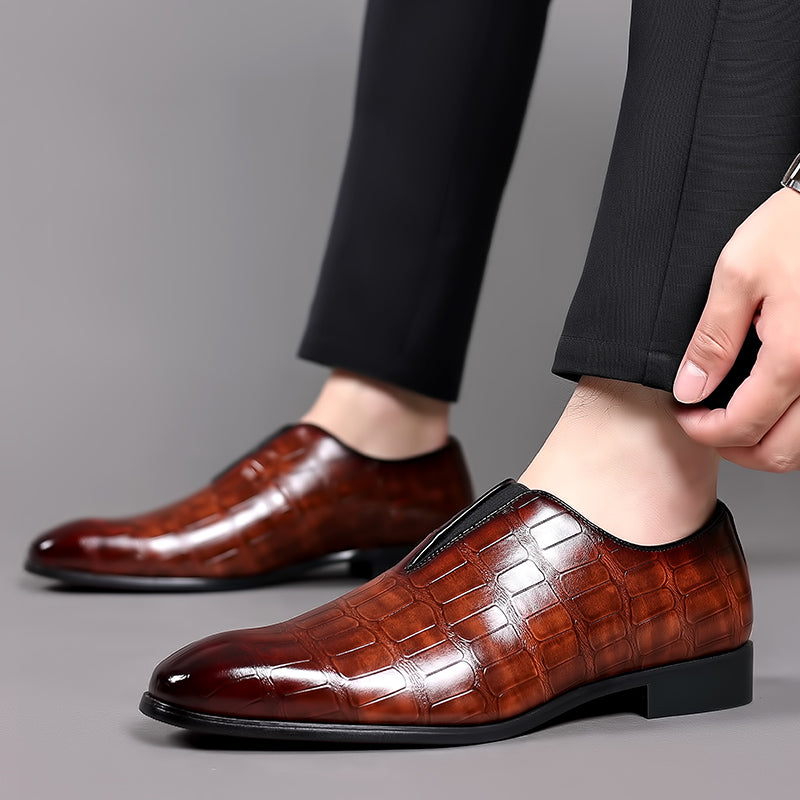 Stone pattern men's casual leather shoes
